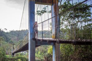 tours a la selva Baños Ecuador puente